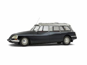 Citroen rouwauto DS - Charon Uitvaartbegeleiding
